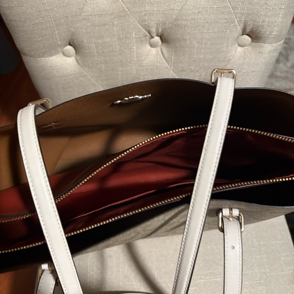 Coach Beige Signature Tote Bag - Picture 6 of 6
